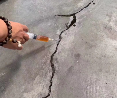 阳山混凝土裂缝修补技术详解​